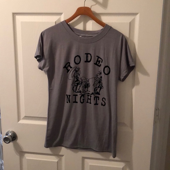 NWOT graphic tee - Picture 1 of 1
